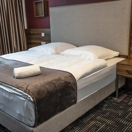 Sunset Hotel 3*