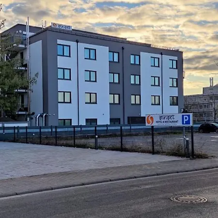 Sunset 3* Kelsterbach