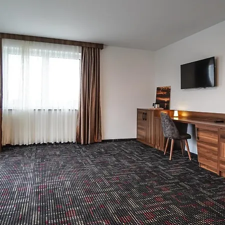 Sunset 3* Kelsterbach